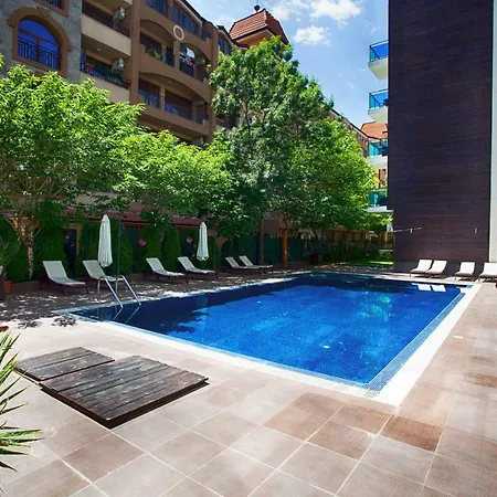 Spacious 2bedroom * 阳光海滩