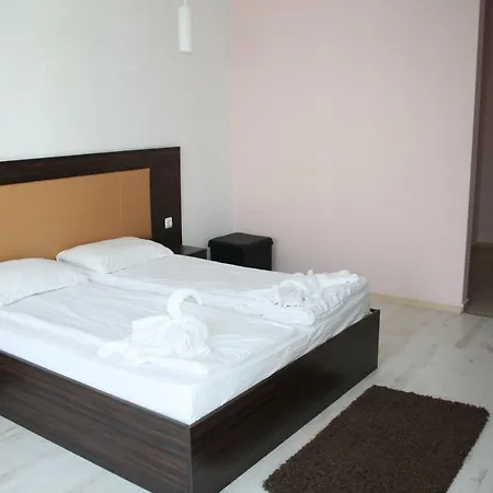 Spacious 2bedroom 公寓 *